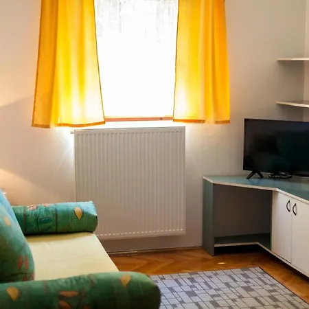 Fuer 2 Personen Ca 36 Qm In Njivice, Kvarner Bucht Krk *