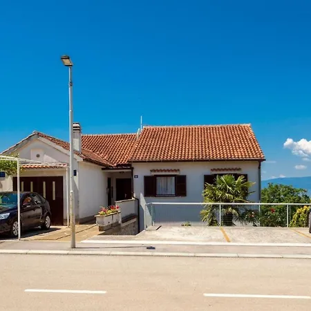 Apartment Fuer 2 Personen Ca 36 Qm In Njivice, Kvarner Bucht Krk