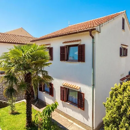 Apartment Fuer 2 Personen Ca 36 Qm In Njivice, Kvarner Bucht Krk *