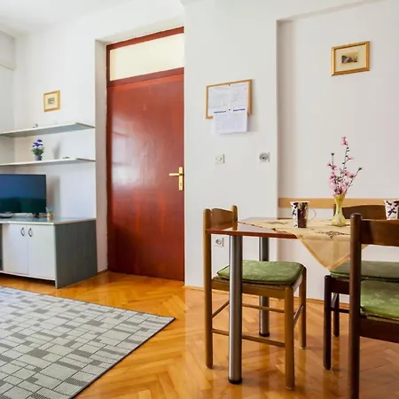 Fuer 2 Personen Ca 36 Qm In Njivice, Kvarner Bucht Krk * Njivice